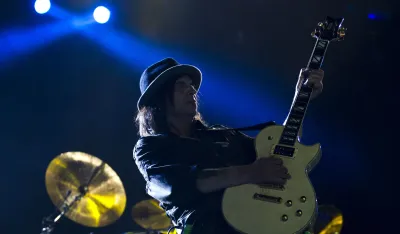 Preminuo gitarista legendarnog benda Motorhed