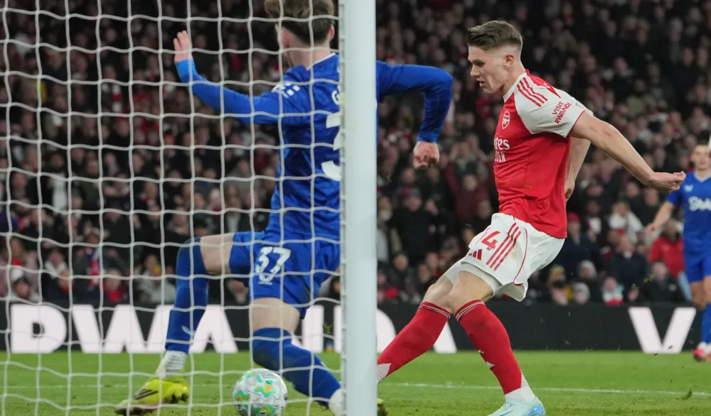 Viktor Đekere&scaron; doveo Arsenal u vođstvo