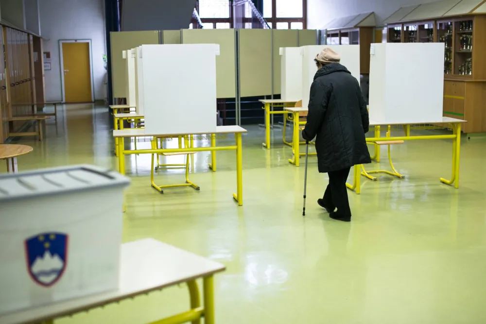 Slovenci pred ključnim izborima: "Najopasniji trenutak od ulaska u EU"