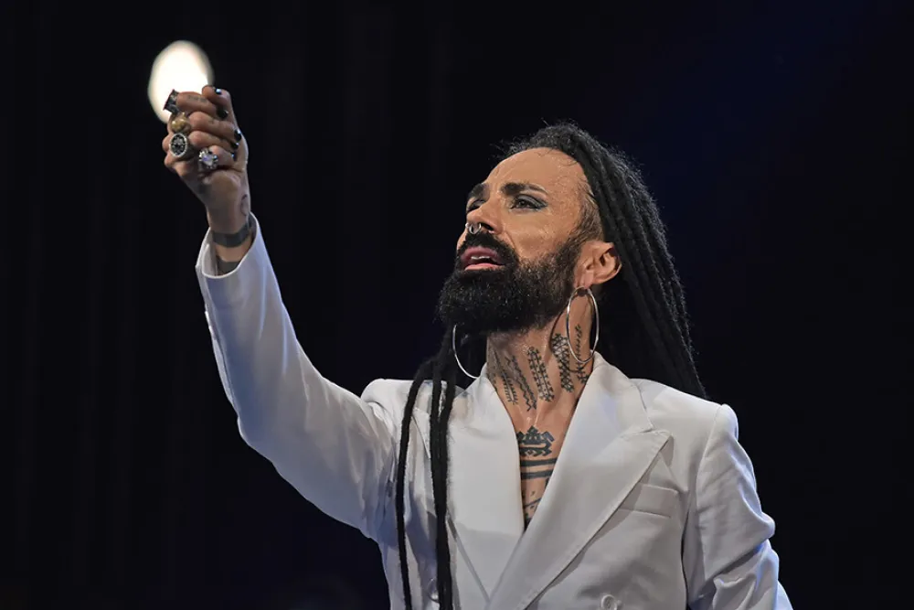 Božo Vrećo priredio koncert kakav Lisinski ne pamti: "U svijetu koji gori, okupili smo se u zrnu mira i ljubavi"