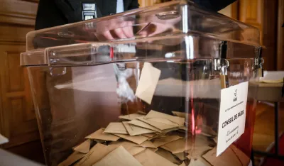 Proboj ekstremne desnice i radikalne levice u prvom krugu lokalnih izbora u Francuskoj