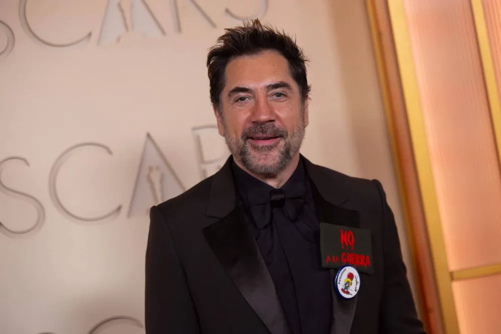 Havijer Bardem na dodjeli Oskara nosio bedž sa natpisom "Ne ratu"
