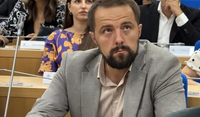 Mitar &Scaron;u&scaron;ić, Sjednica skup&scaron;tine Glavnog grada 28. avgust