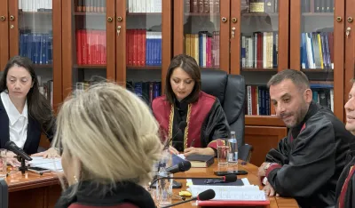 Sudije glasale 3:3, sporazum sa Emiratima ostaje na snazi