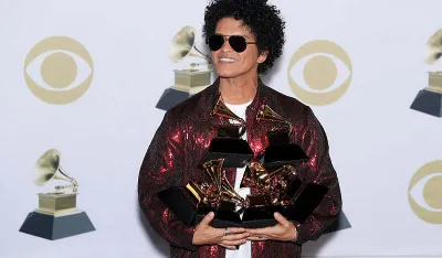 Tejlor Svift je netalentovana: Bruno Mars lajkovao objavu i morao da se pravda