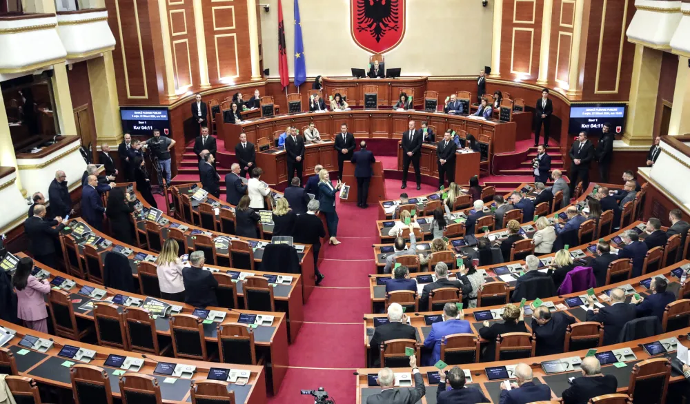 Albanski parlament proglasio Iran zemljom koja sponzori&scaron;e terorizam, odmah stigle pohvale iz Izraela