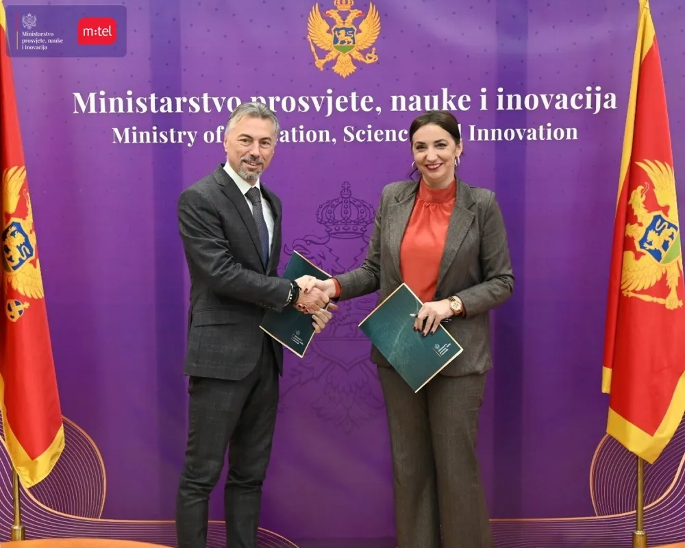 Jak&scaron;ić Stojanović i Milovanović potpisali memorandum: Besplatan pristup internetu za osnovne i srednje &scaron;kole