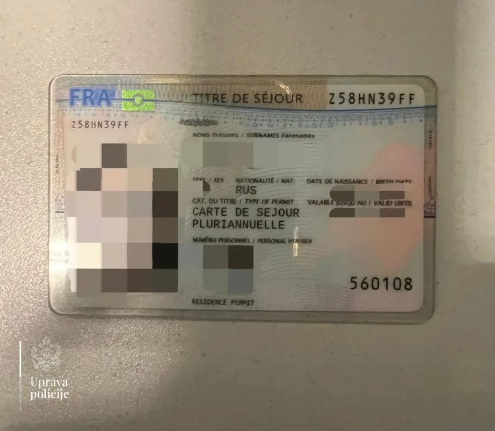 Na Aerodromu Podgorica uhap&scaron;ena ruska državljanka, posjedovala falsifikovanu dozvolu za privremeni boravak i rad