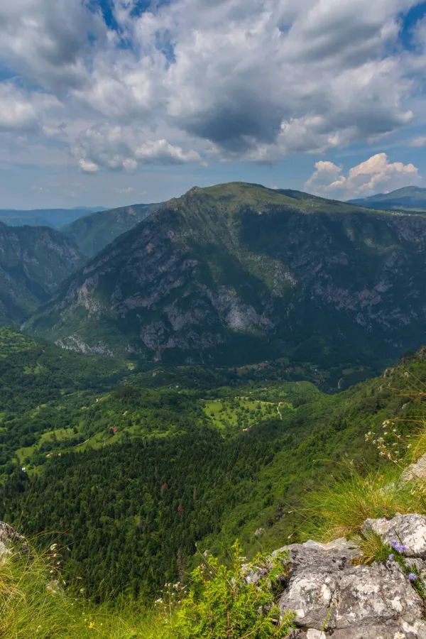 (VIDEO) Sjutra promjenljivo oblačno i uglavnom suvo