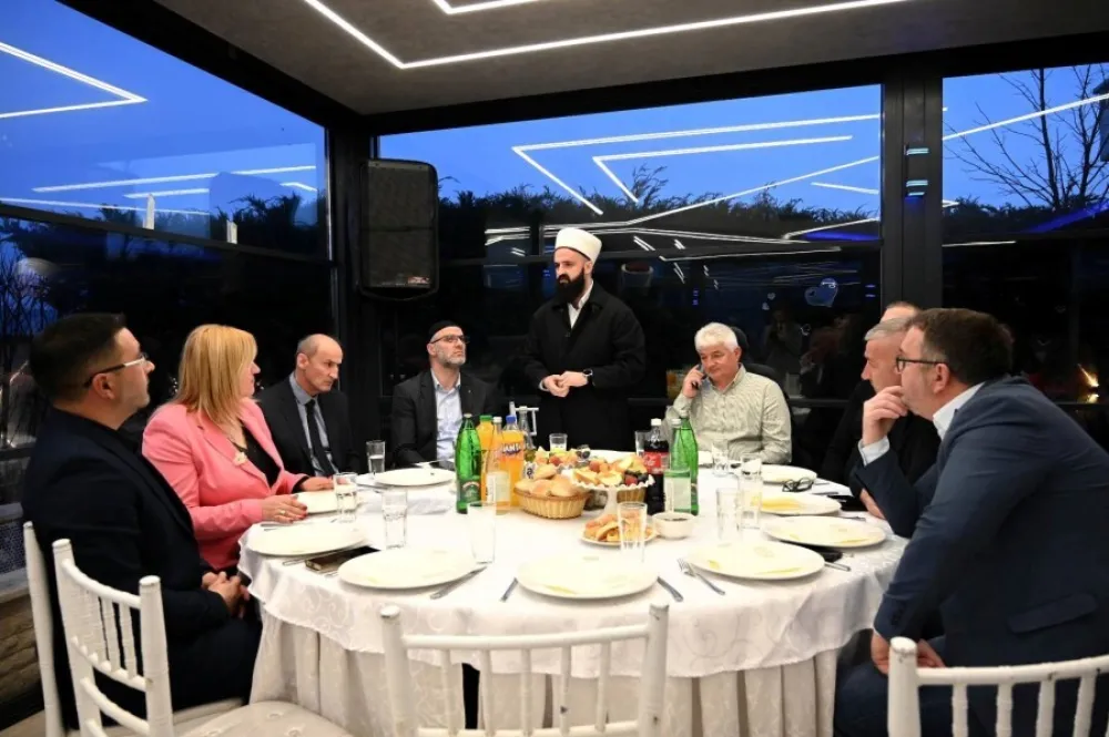Iftar u Nik&scaron;iću