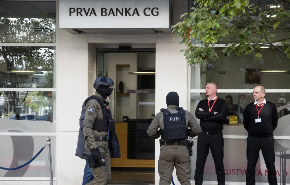 Državna tajna ima li "tunela" od stana do banke