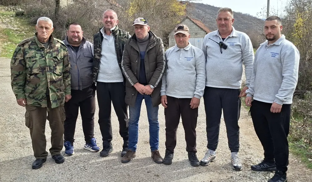 Reporter&nbsp;&bdquo;Dana&ldquo; na Bilećkom jezeru:&nbsp;U raju za ribolovce dronovi i struja u službi krivolova