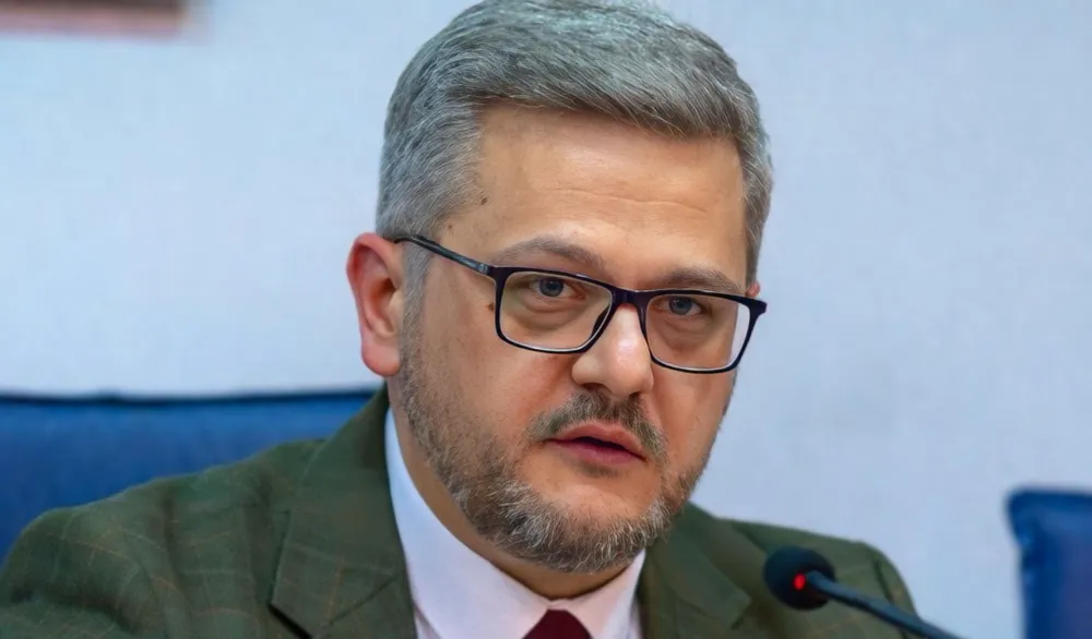 Dejan Me&scaron;ter 