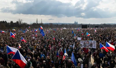 Veliki protest u Pragu: Česi odbijaju budućnost po modelu dana&scaron;nje Mađarske