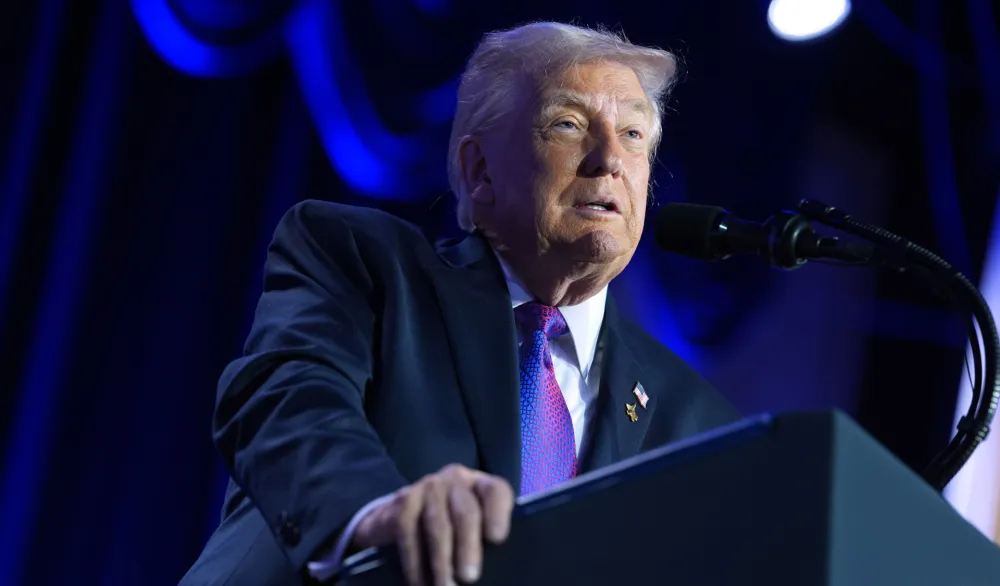 Tramp&nbsp;o smrti&nbsp;biv&scaron;eg &scaron;efa FBI:&nbsp;"Drago mi je da je mrtav"