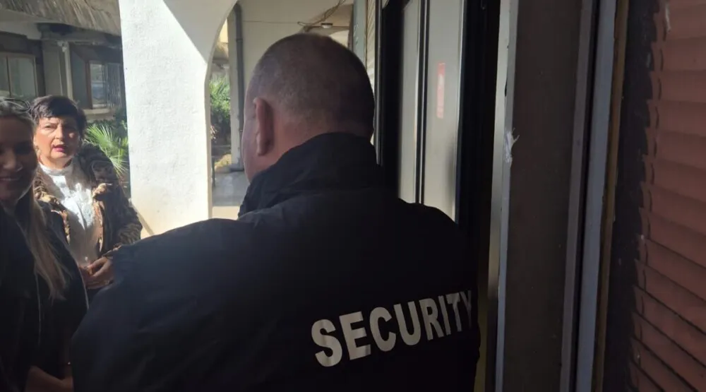CIVIS napustilo 22 delegata zbog spora oko Statuta