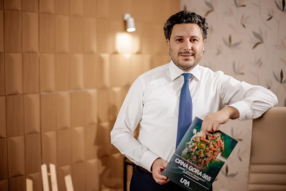 Abazović: Vlada treba da &bdquo;stegne kai&scaron;&ldquo; u nekontrolisanom tro&scaron;enju novca