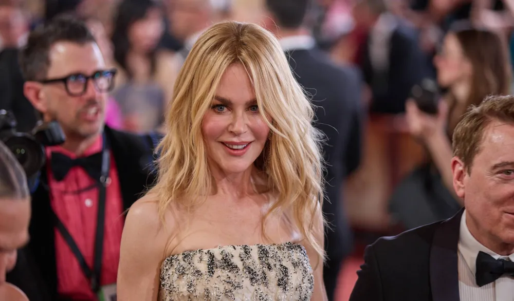 (FOTO) Nikol Kidman utjehu prona&scaron;la u zagrljaju kuma?