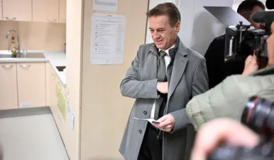 Golob za jedno mjesto pobijedio Jan&scaron;u, ali će te&scaron;ko moći da ponovo formira vlast