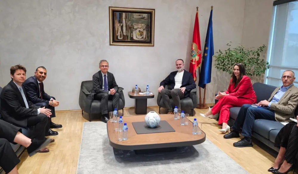 Nik Đeljo&scaron;aj,&nbsp;Majdom Adžović i&nbsp;Bernard&nbsp;Brune