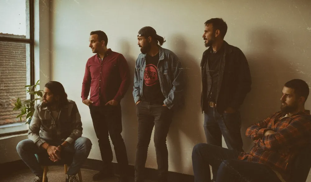 Trnje i kamenje bend