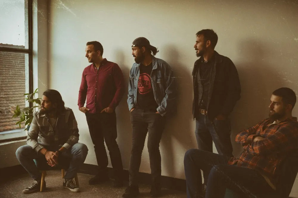 Trnje i kamenje bend