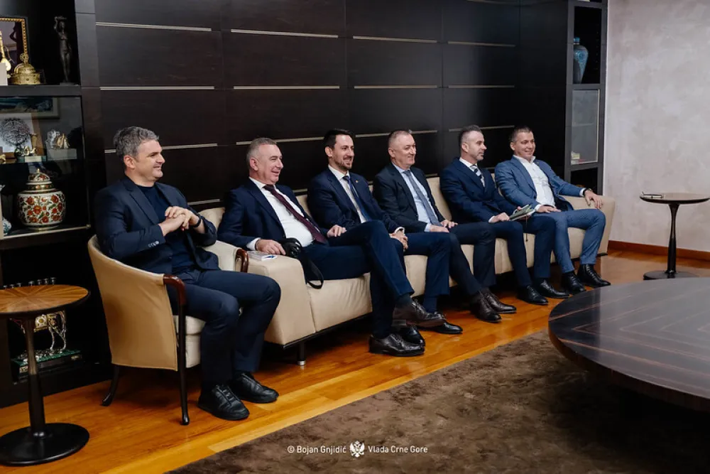 Lideri parlamentarne većine 