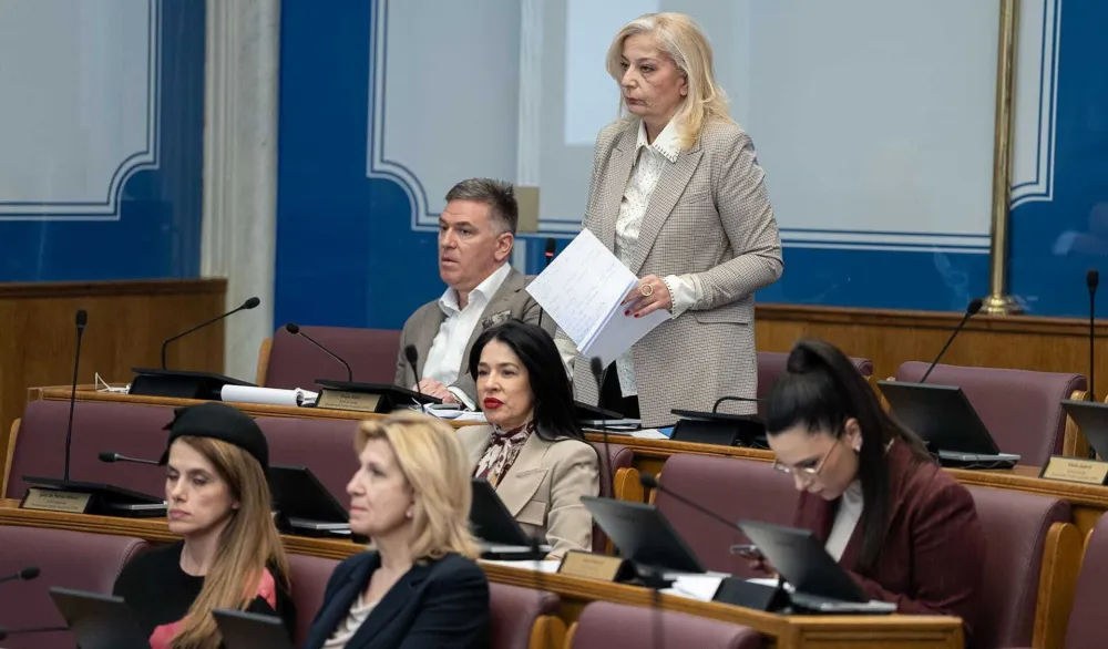 Skup&scaron;tina Crne Gore danas o promjeni Zakona o privrednim dru&scaron;tvima: Preduzeća da poslovanje usklade do 15. juna