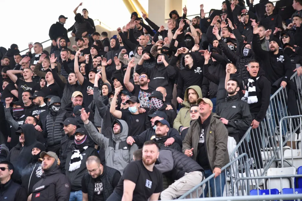 Navijači Partizana u Nik&scaron;iću