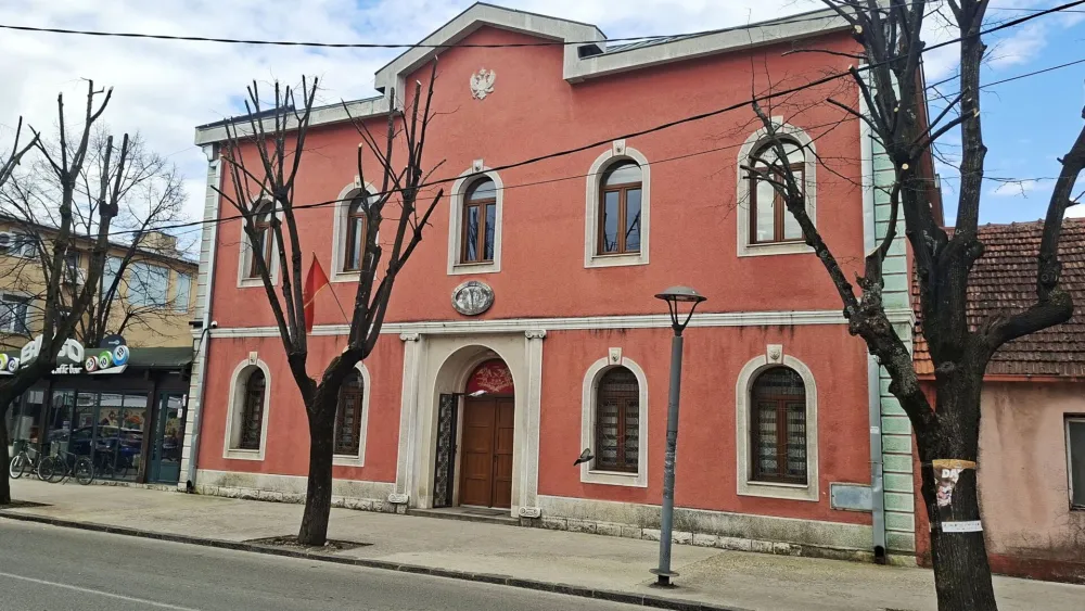 "Zahumlje" - Novi talasi umjetnosti iz korijena tradicije