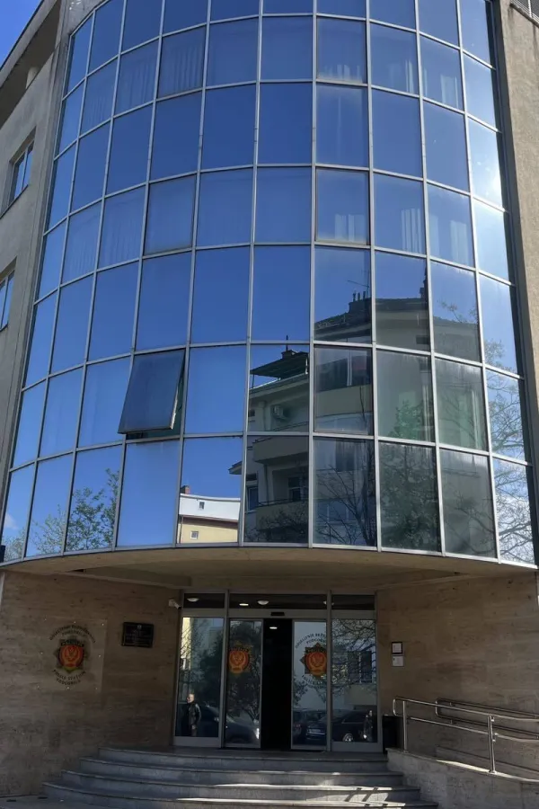Policija rasvijetlila te&scaron;ku krađu sportske kladionice, procesuirani maloljetnici