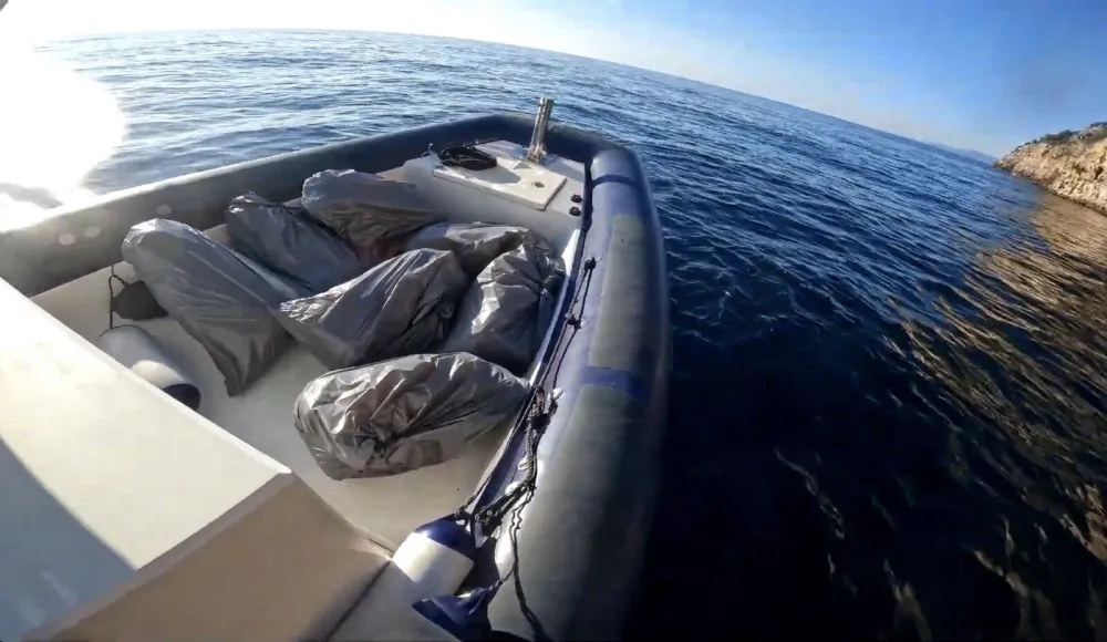 Izviđački odred &bdquo;24. novembar&ldquo; iz Bara uklonio otpada iz mora i morskih pećina