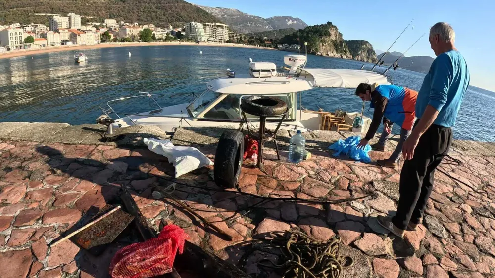 Uklanjanje otpada iz mora i morskih pećina na području Parkova prirode Platamuni, Katič i Stari Ulcinj