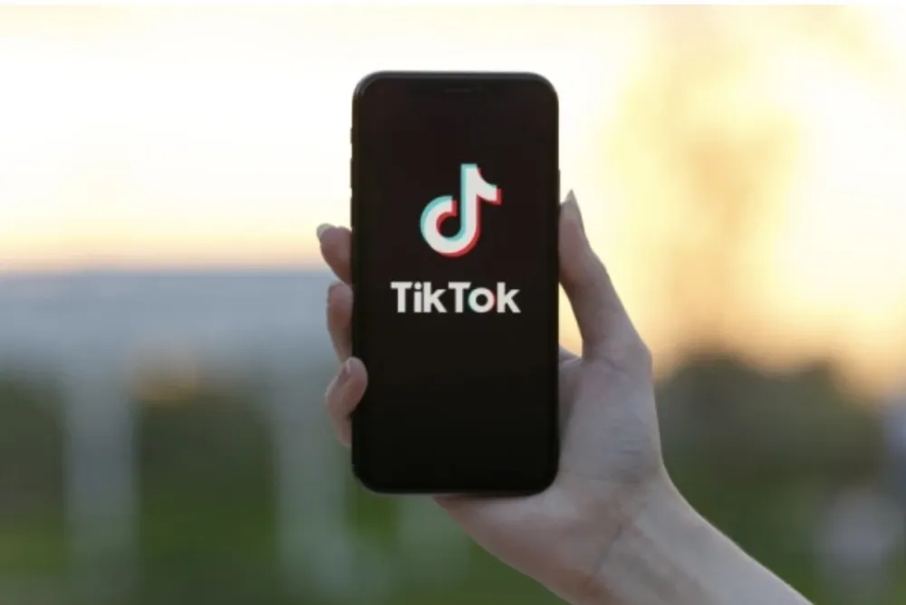 TikTok uvodi promjenu &ndash; njihov logo vi&scaron;e nije jedini koji možete da vidite