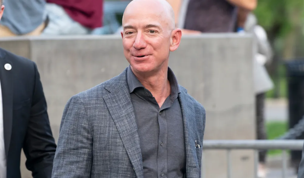 Bezos traži sto milijardi dolara za masovnu automatizaciju proizvodnje