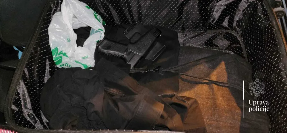 U Plužinama uhap&scaron;en državljanin BiH, pronađeni pi&scaron;tolj i municija