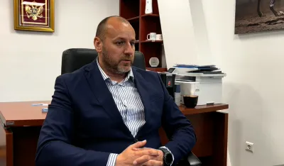 Nikola Lazović, parking servis