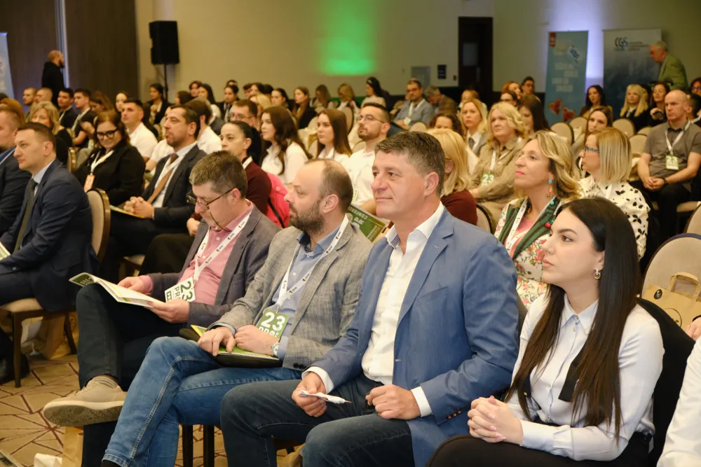 (FOTO) PRO PR konferencija u Podgorici okupila vi&scaron;e od 220 učesnika