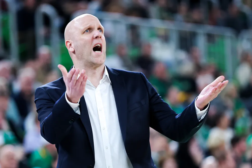 Andrej Žakelj