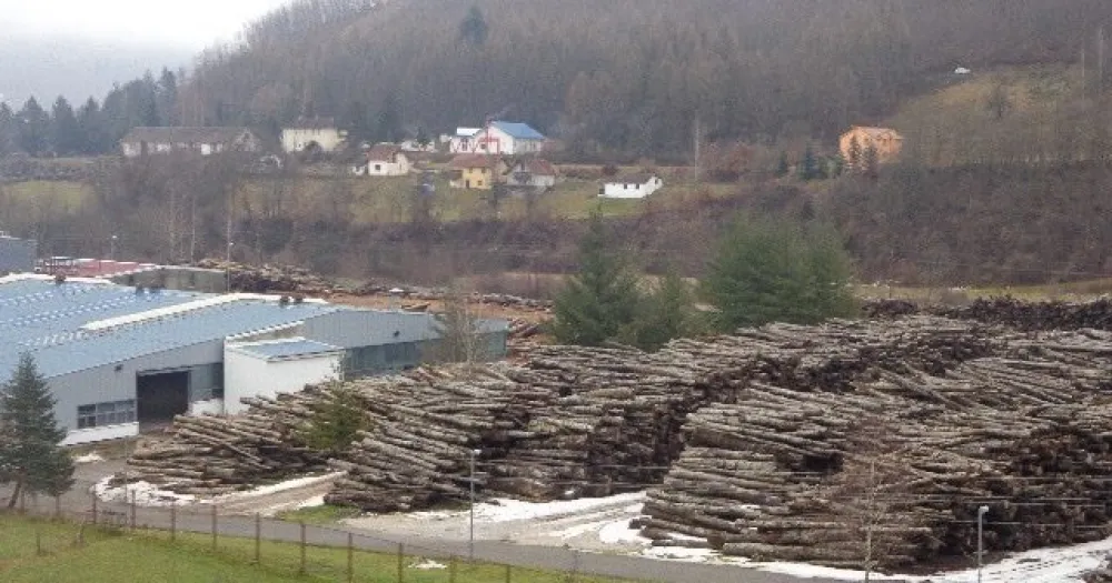 Фабрика затворена, имовина блокирана