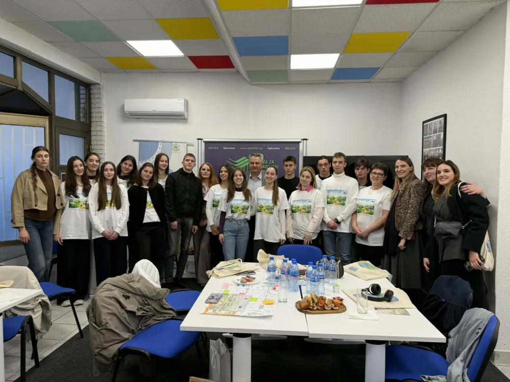 U omladinskom klubu održano takmičenje srednjo&scaron;kolaca: Podgorica da se kreira slobodno i hrabro