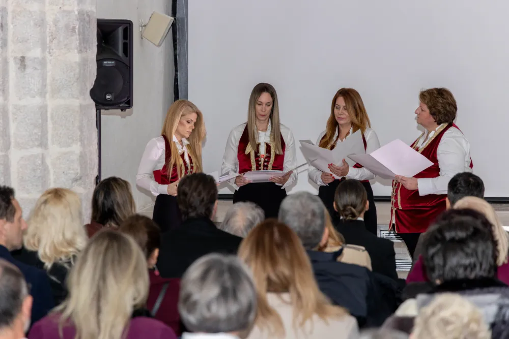 Međunarodni festival čipke u Kotoru: Umjetnost u koju su utkane vje&scaron;tina, strpljenje i sjećanja