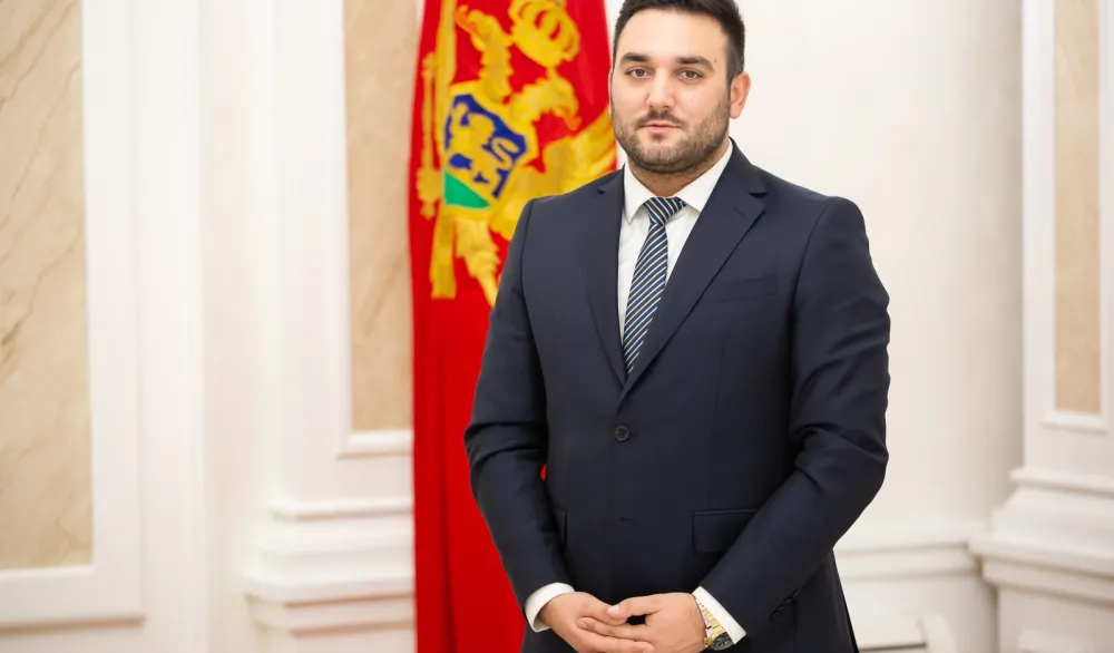 Bajčetić: Aerodromi će ove godine opslužiti preko tri i po miliona putnika"