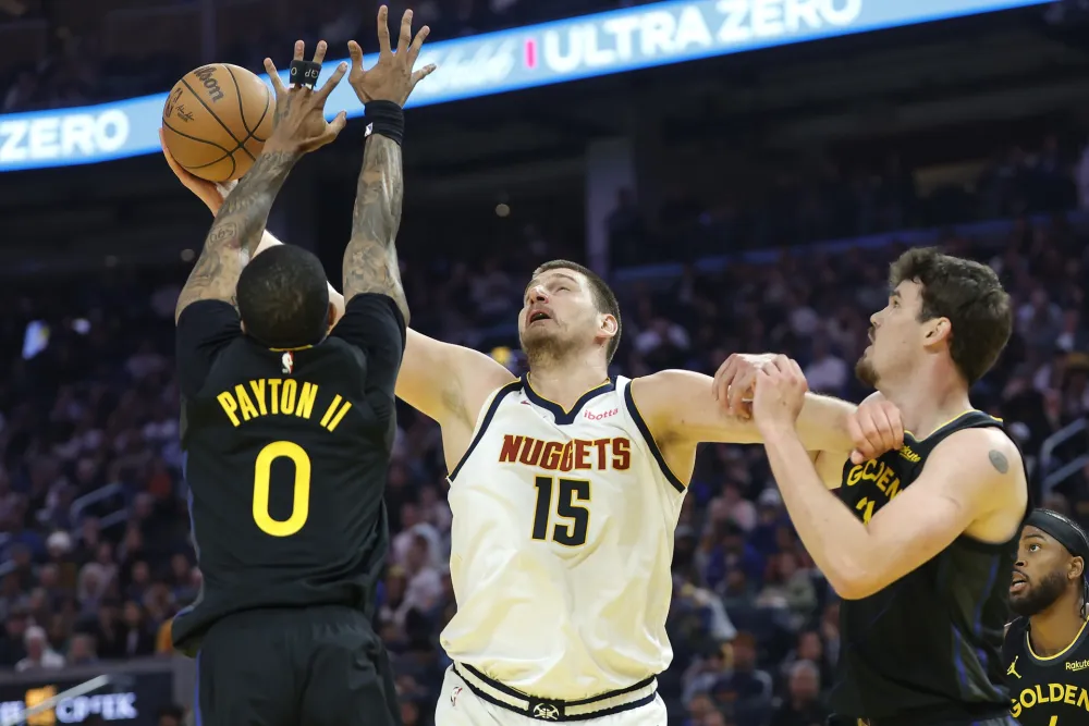 Jokić na meču sa Voriorsima