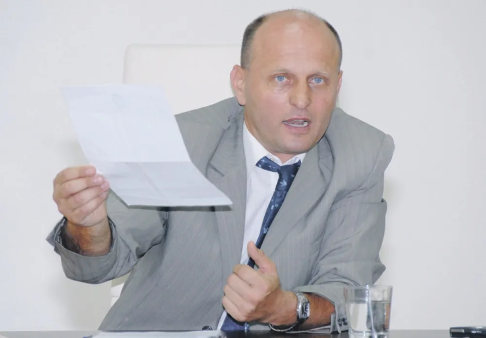 Optuženi na računima kriju milione, a u sudnici glume ludilo