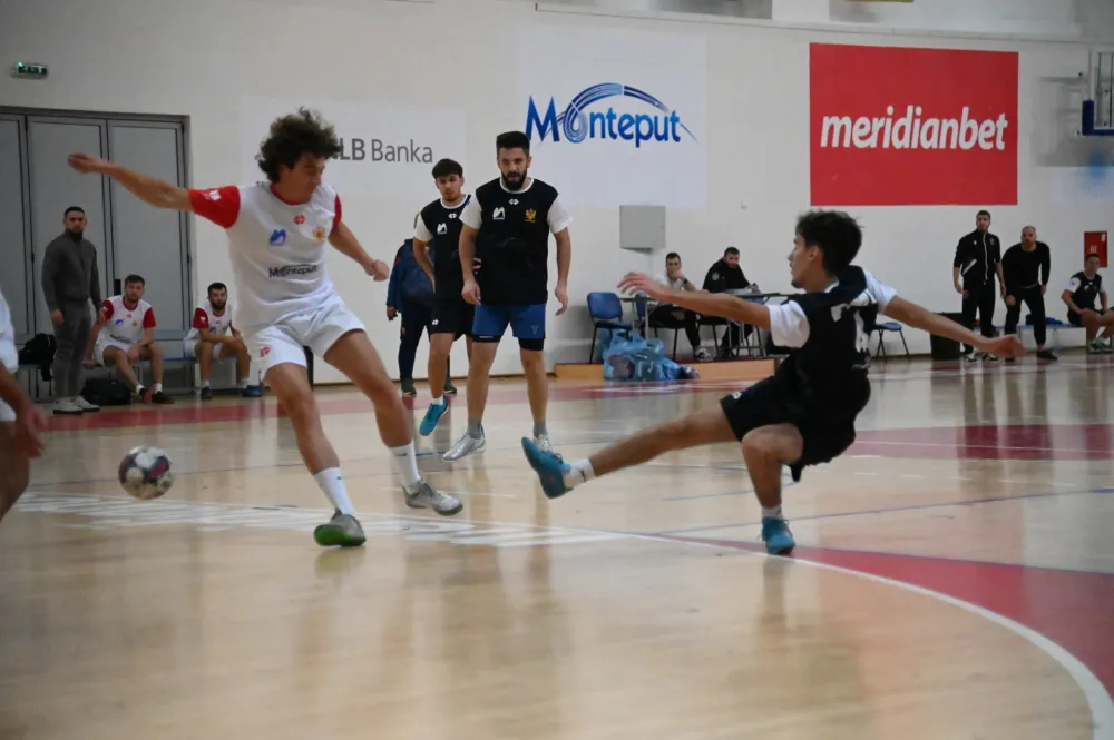 Finale sjutra veče u 19