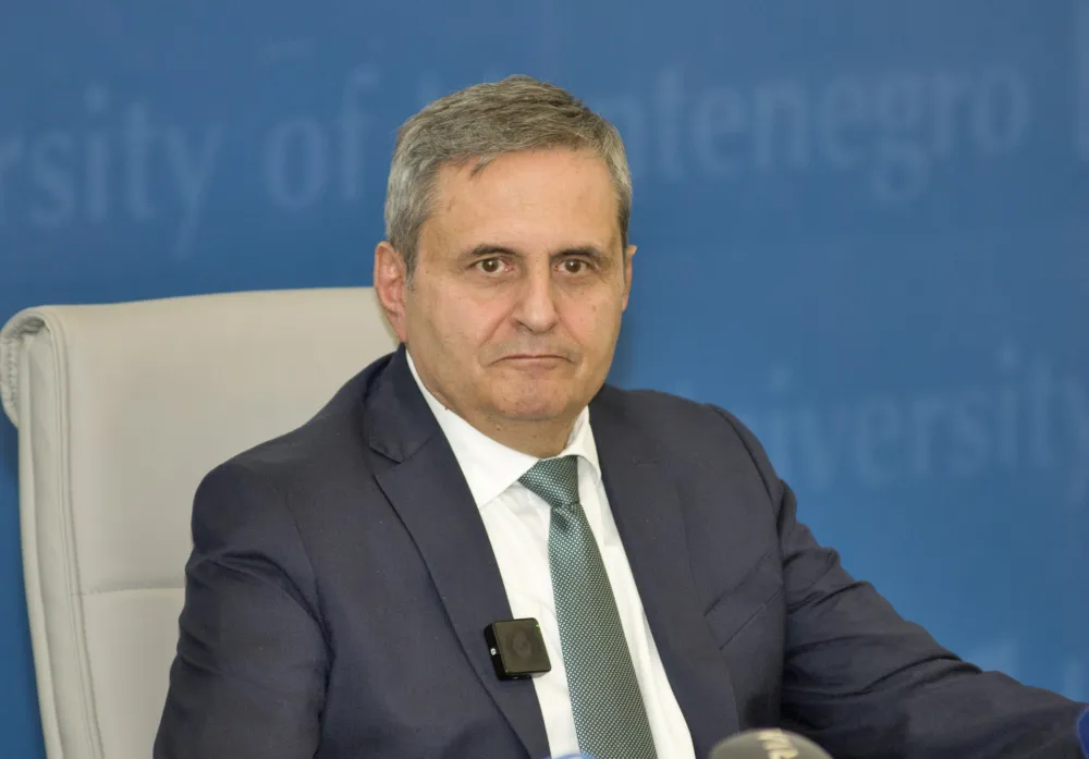 Radunović: Zavr&scaron;en međunarodni tender za "Velje brdo", na jesen izgradnja, kvadrat će biti 1.000 eura