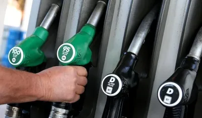 Stotine pumpi u Francuskoj ostale bez goriva