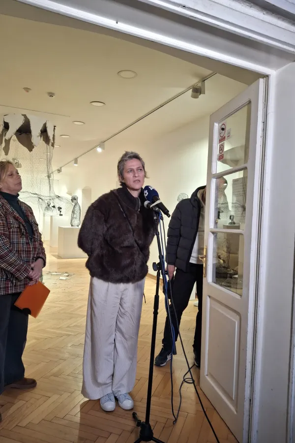 Snovi upleteni u kosu koju mrsi vjetar