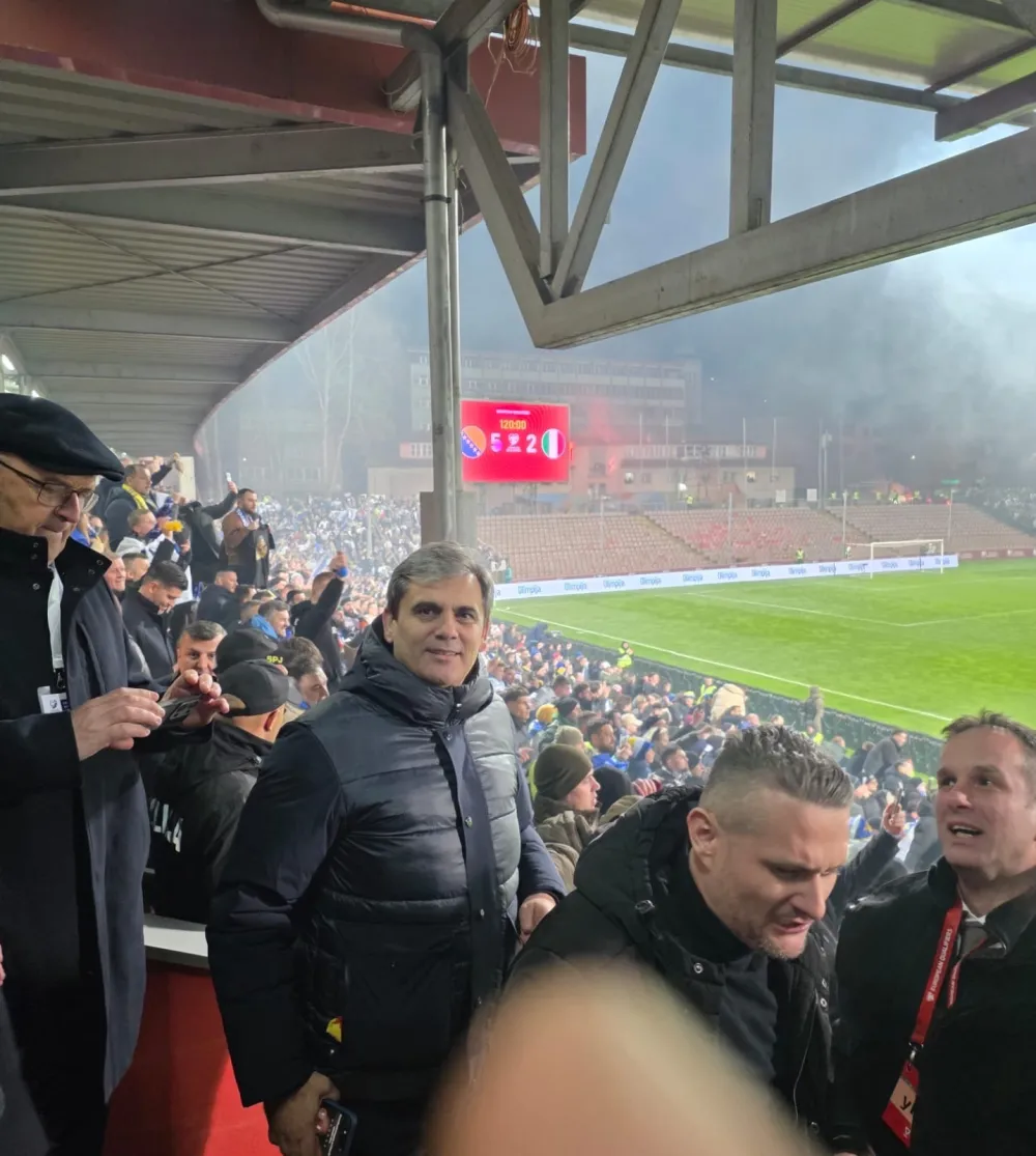 Ibrahimović na utakmicu državnim "mercedesom"